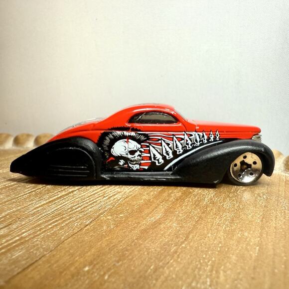 Hot Wheels Vintage Lot of 3 – Ford Oldie But Goodie, Bone Shaker Style, Corvette - Picture 3 of 11